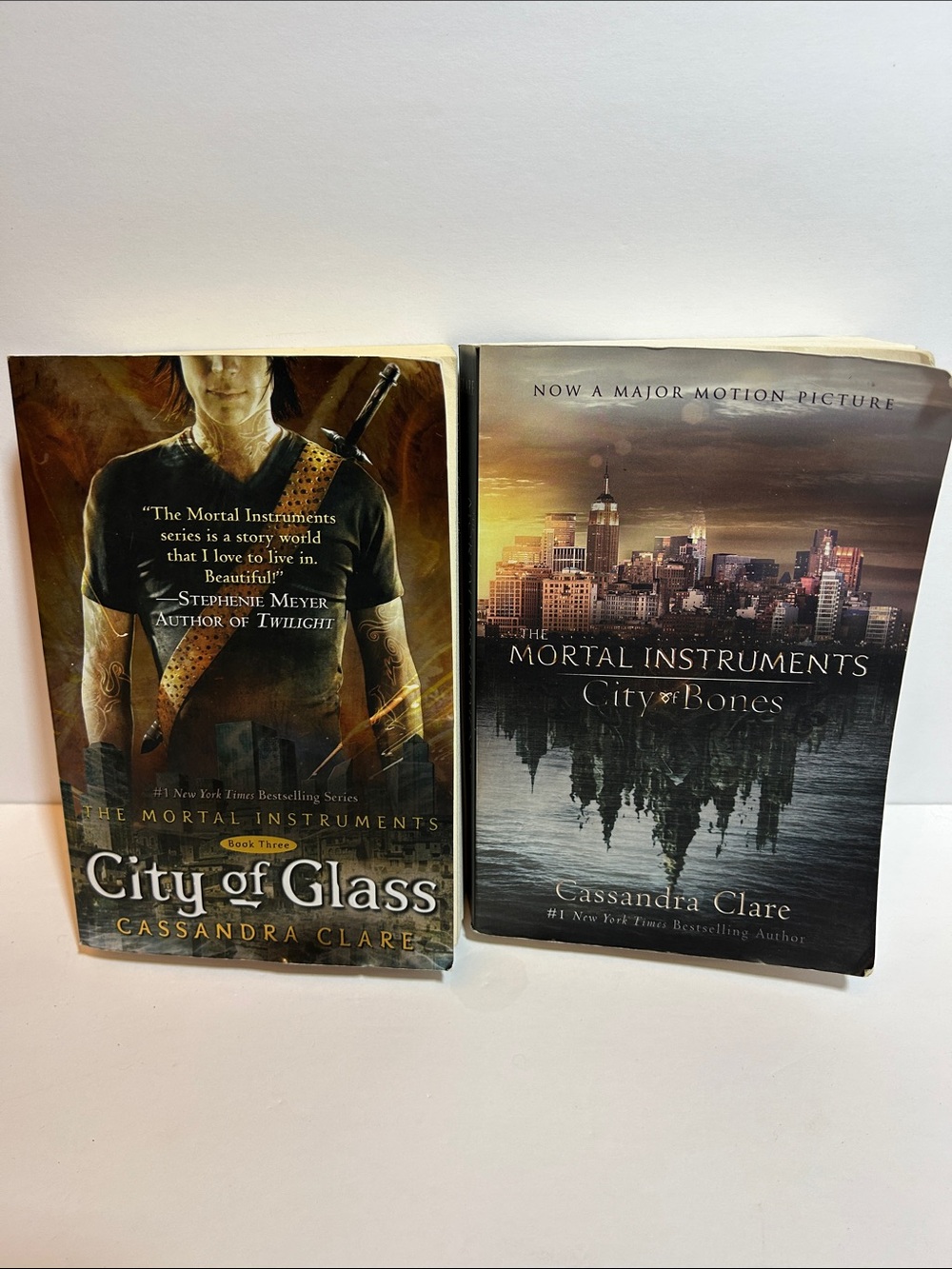 The Mortal Instruments 2 Book Bundle City of Bones & City of Glass Cassandra Cla